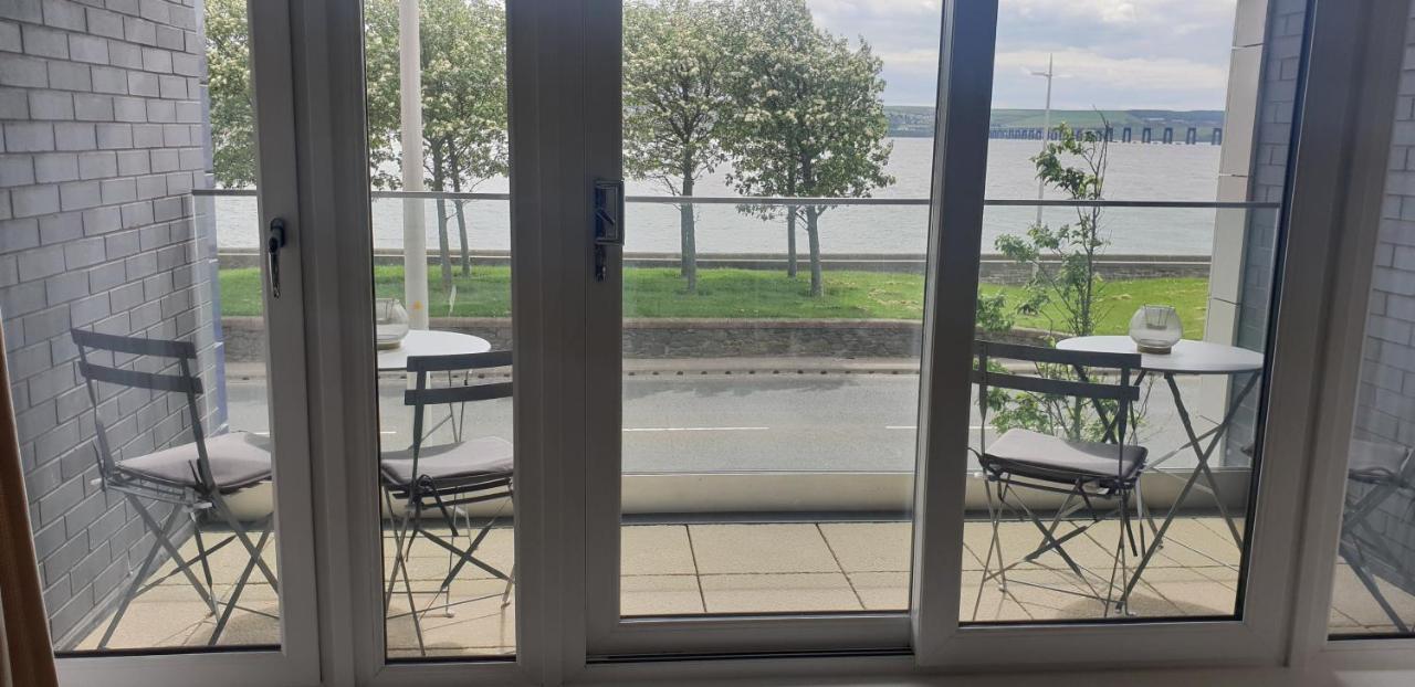 Waterfront Apartment Dundee Esterno foto